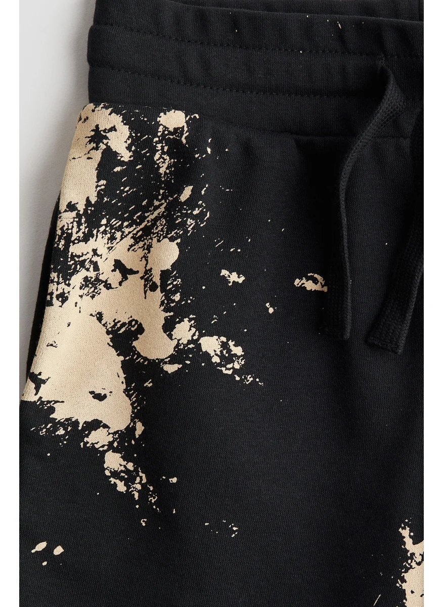 اتش اند ام Printed Sweatshorts