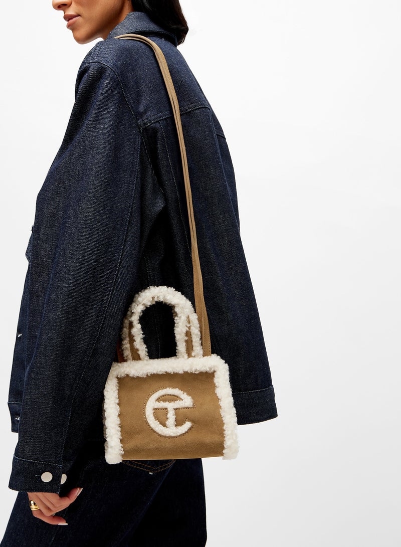 أوغ حقيبة Ugg X Telfar صغيرة للنساء - Image 5