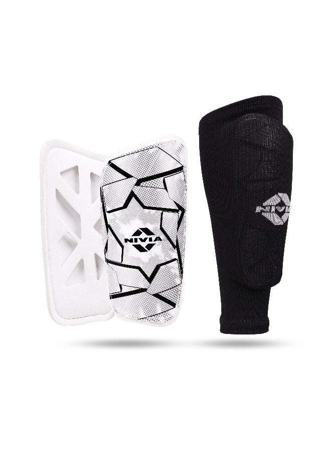 نيفيا واقيات ساق كلاسيكية بأكمام للشباب والكبار، مناسبة لمباريات كرة القدم والتدريب وكرة السلة والبيسبول وركوب الدراجات، واقي ساق خفيف الوزن وجيد التهوية بأكمام من الليكرا (مقاس كبير) - Image 1