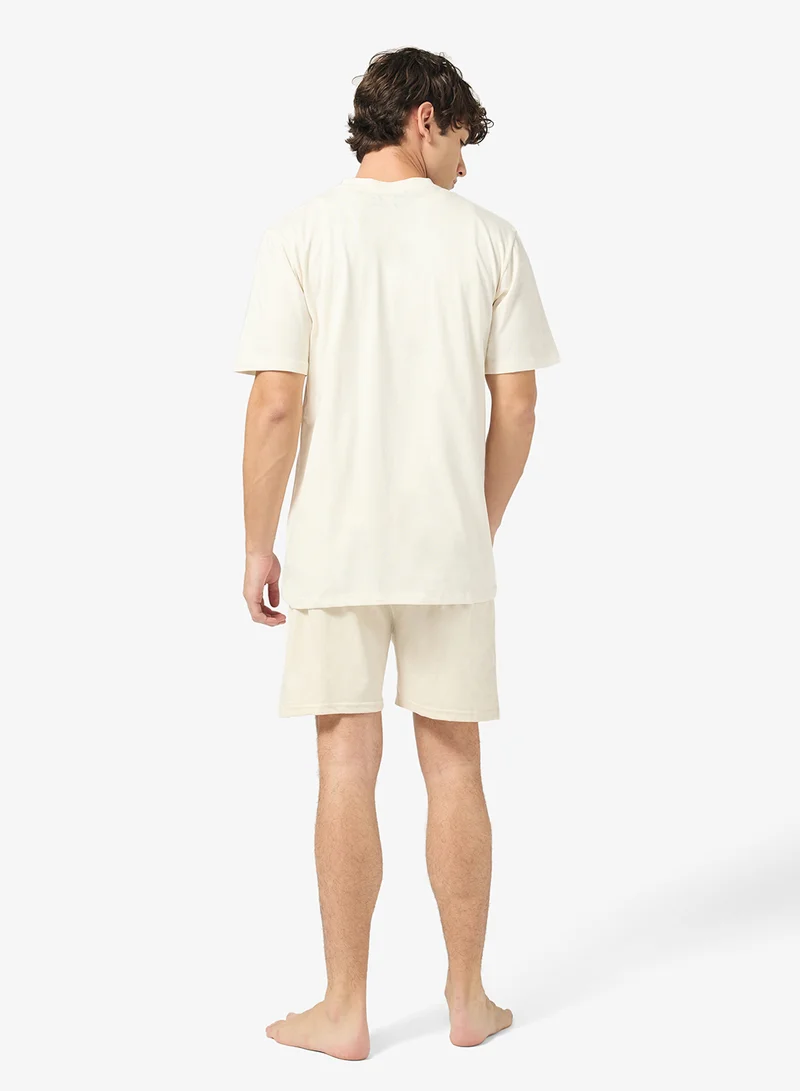 سفنتي فايف طقم بيجامة تي شيرت وشورت