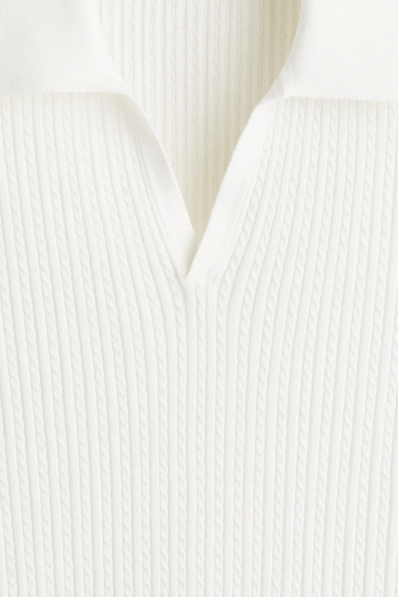 اتش اند ام تي-شيرت بولو محبوك بقصّة عادية