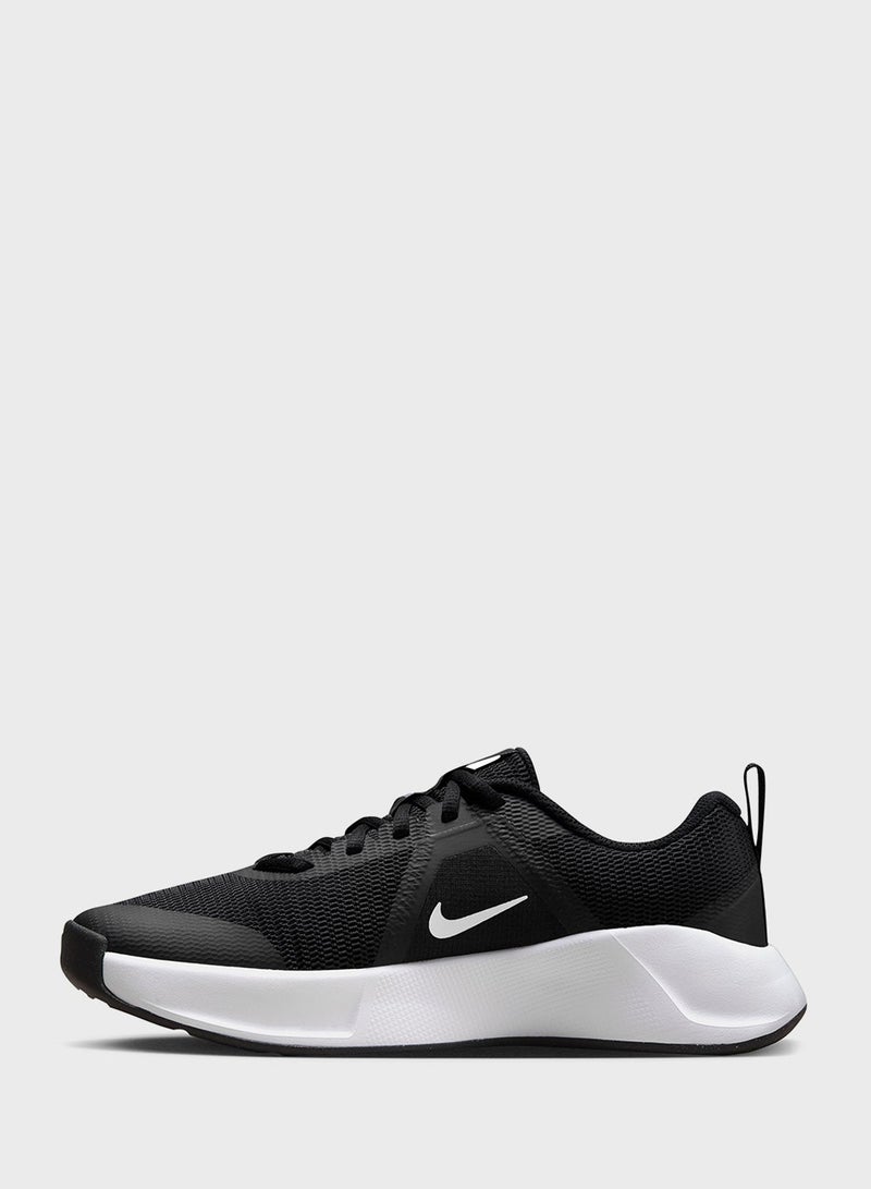 Nike W NIKE MC TRAINER 3 - Image 2