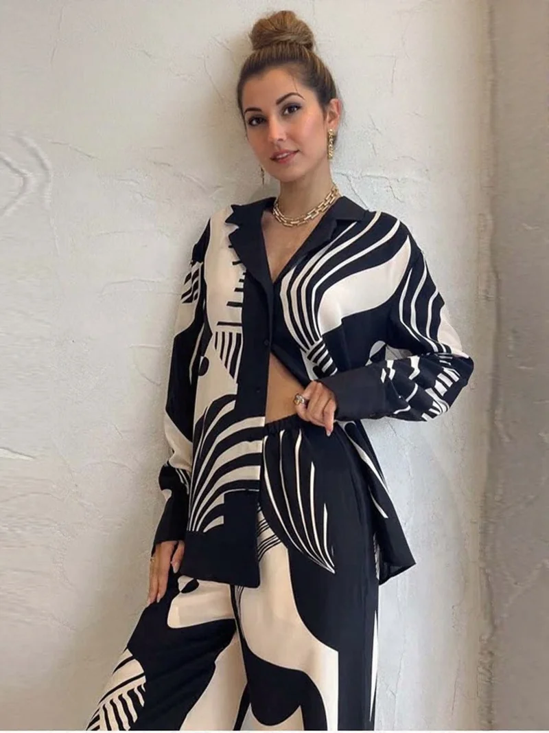 أوجيدر Black Satin Printed Shirt And Trouser Co-Ord Set