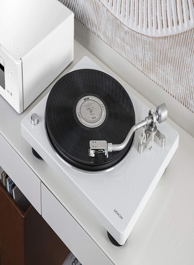 Denon DP-400 Turntable, White - Image 1