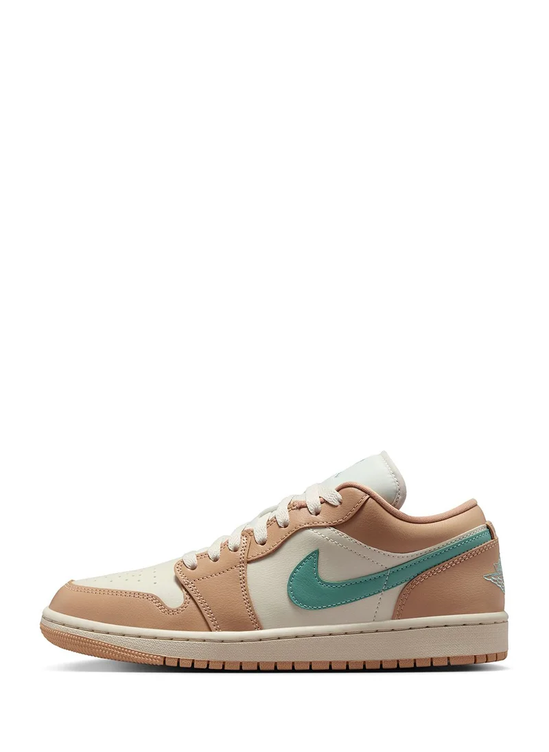Jordan Air Jordan 1 Low