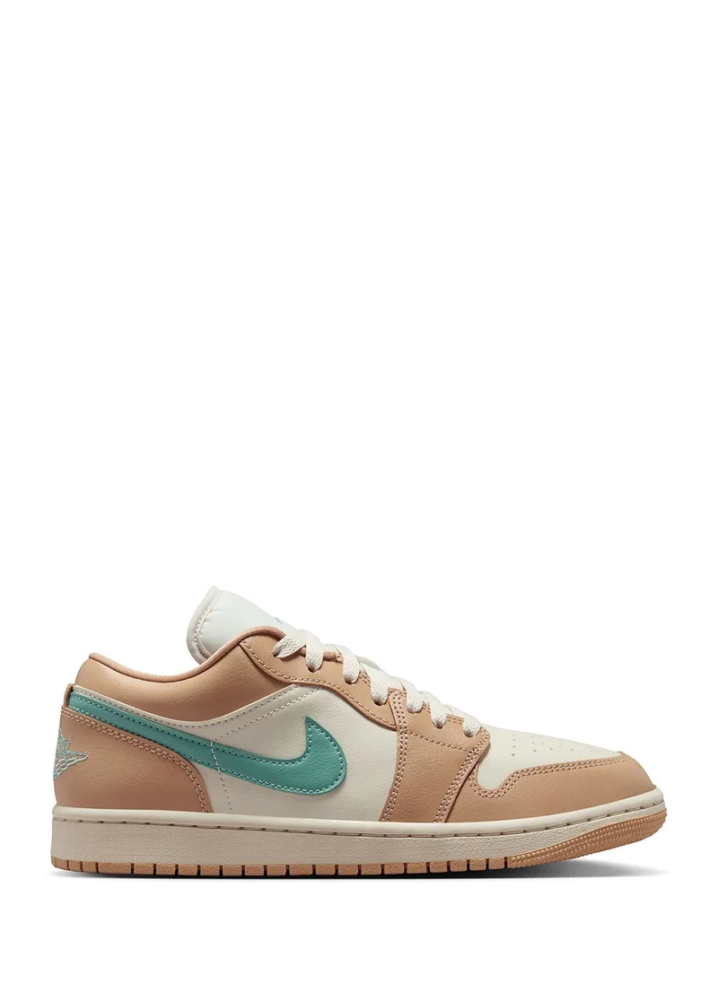 Jordan Air Jordan 1 Low