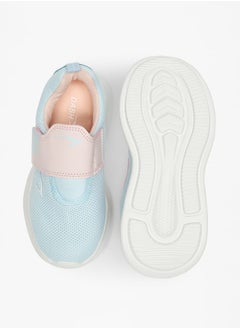 Dash Girls Textured Sports Shoes with Hook and Loop Closure  - Image 5
