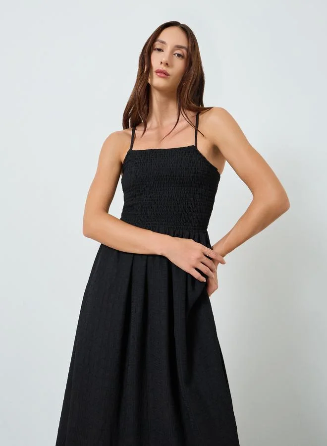 مكسيم كريشن فستان طويل بحمالات كتف رفيعة