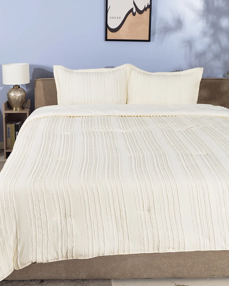 REDTAG Ivory 3 Piece Clip Jacquard Comforter Set (260 x 240 cm)