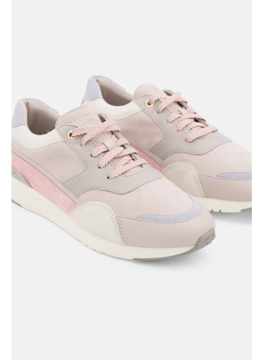 COLE HAAN أحذية كاجوال عالية الساق للنساء، بيج كومبو  - Image 3