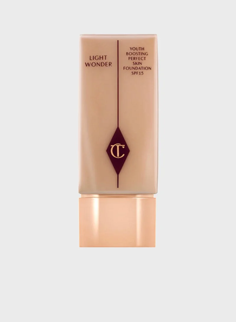Charlotte Tilbury Light Wonder Foundation - 8 Medium