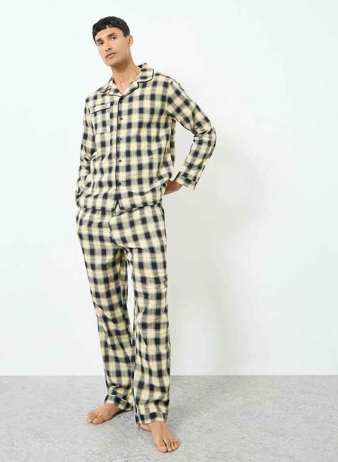 Men Black Checkered Shirt and Pyjama Set