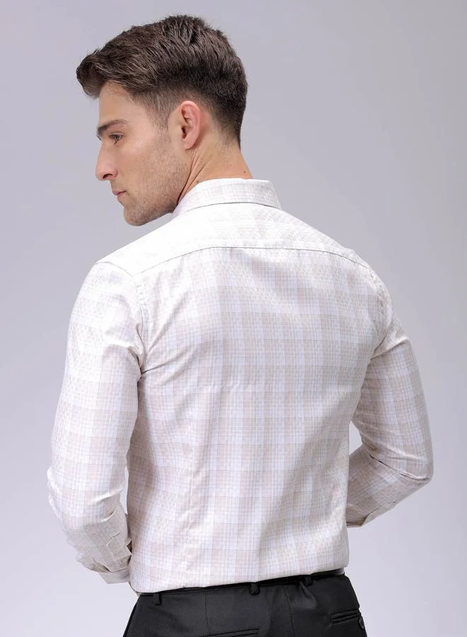 The Indian Garage Co Men Slim Fit Checkered Full Sleeves Cutaway Collar Formal Shirt