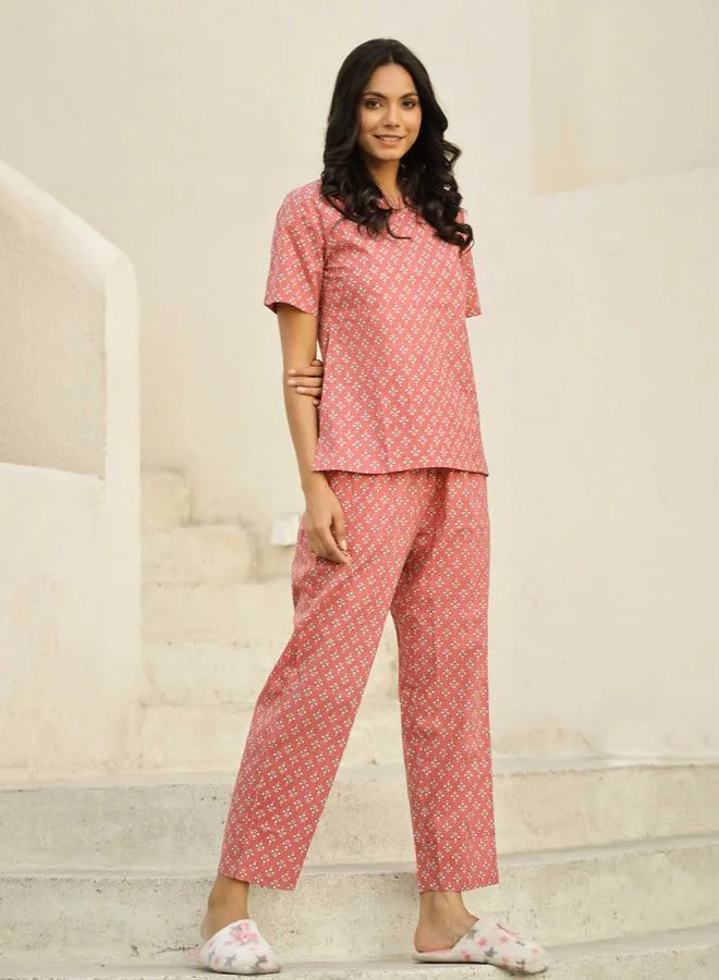 Sanskrutihomes  Printed Notch Neck Cotton Top And Pyjama Set for Women | Best Price UAE