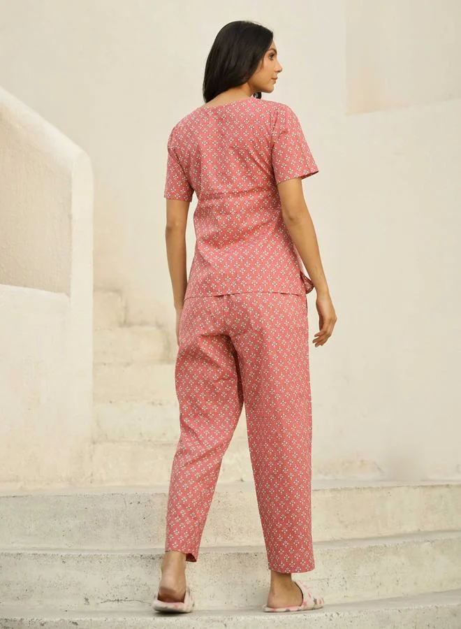 Sanskrutihomes  Printed Notch Neck Cotton Top And Pyjama Set for Women | Best Price UAE