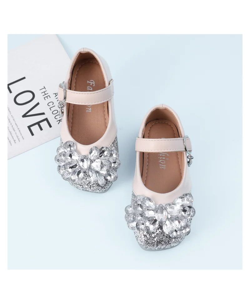 مارك وميا حذاء حفلات مارك وميا مزين بالكريستال وردي