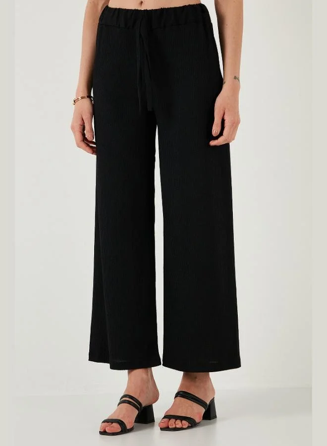 Lela Lela Women's Trousers with Belt Closure, Relaxed Fit, Crinkle Fabric, 5869016