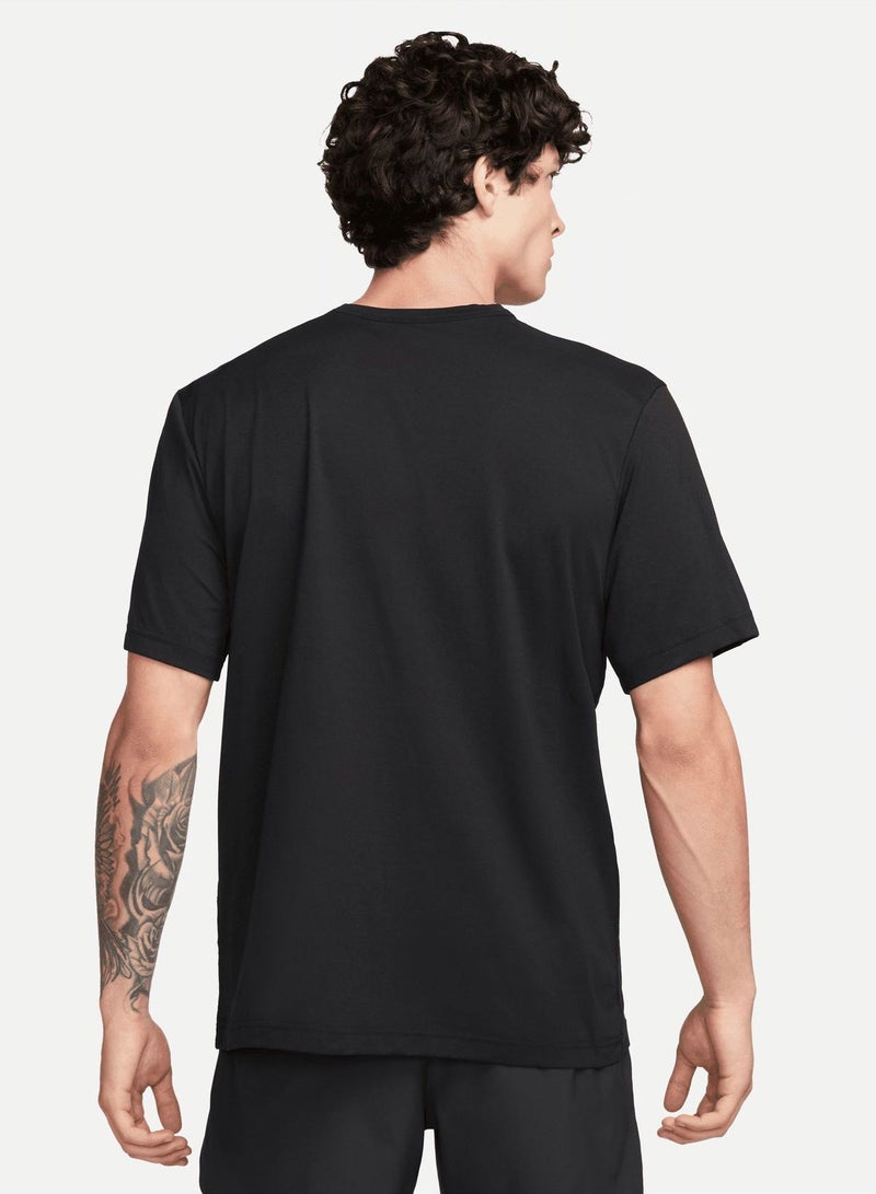 Nike Dri-Fit Track Club Hyverse T-Shirt - Image 2