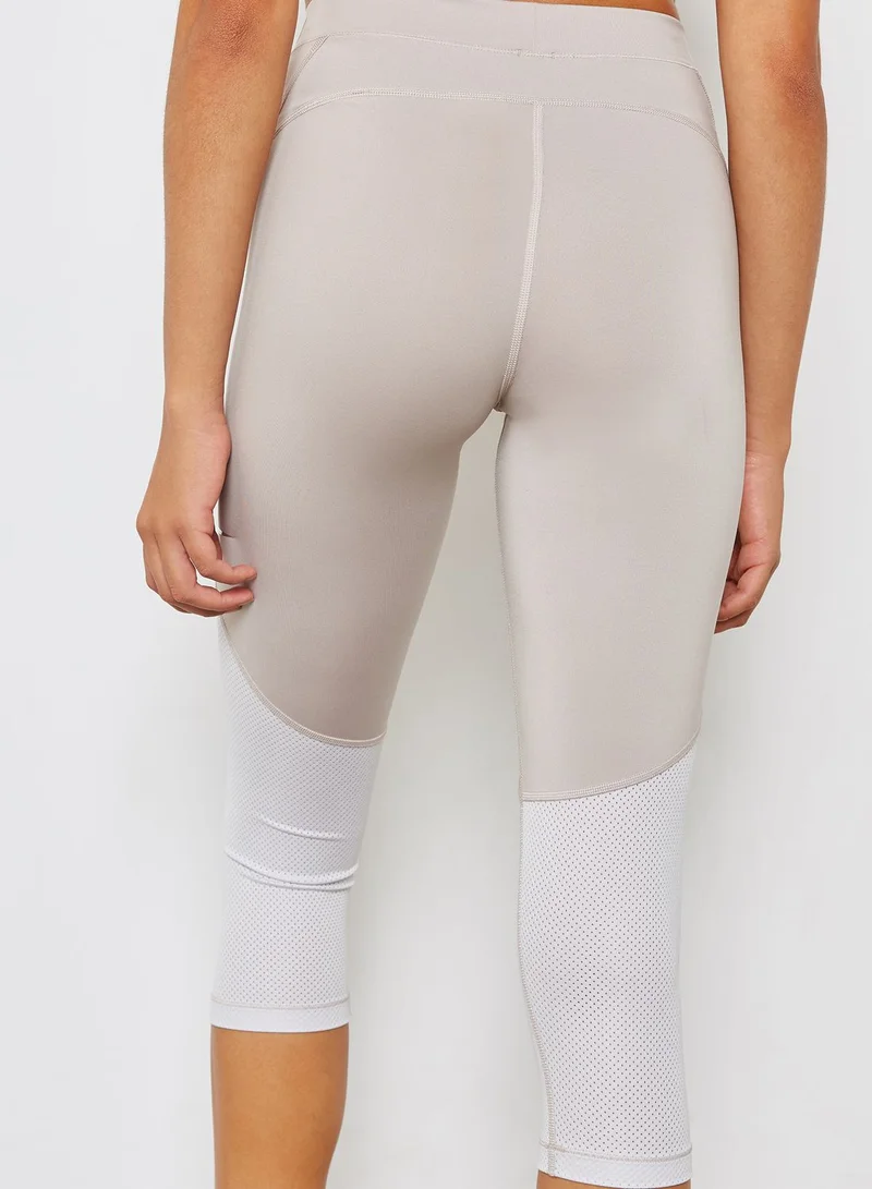 Nike Pro Hypercool Capri for Women Best Price Kuwait