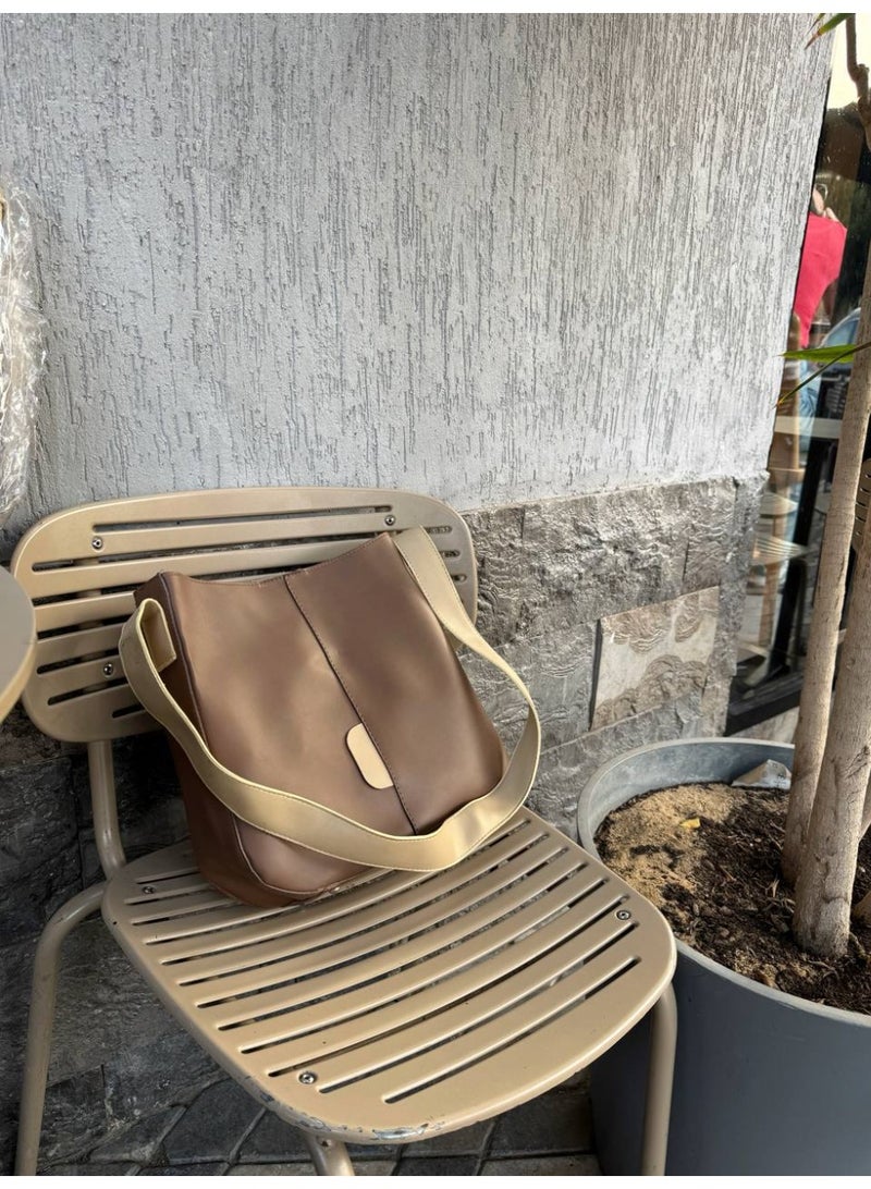 Chic Faux Leather Women's Crossbody Bag - Brown - Image 2