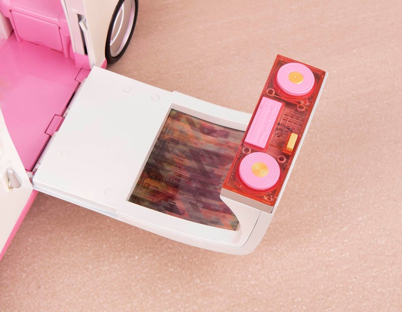 Lori â€“ Vehicle for Mini Dolls â€“ Large Car for 6-Inch Dolls â€“ Music Booth & Wardrobe â€“ Sounds & Lights â€“ 3+ Yearsâ€“ Sweet Escape Luxury SUV - Image 3