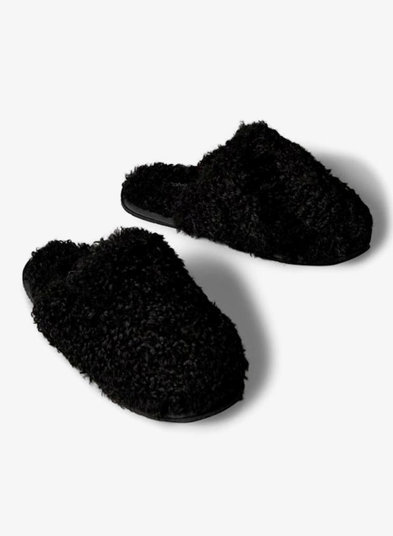 كالفن كلاين جينز شبشب فرو ناعم - Image 3