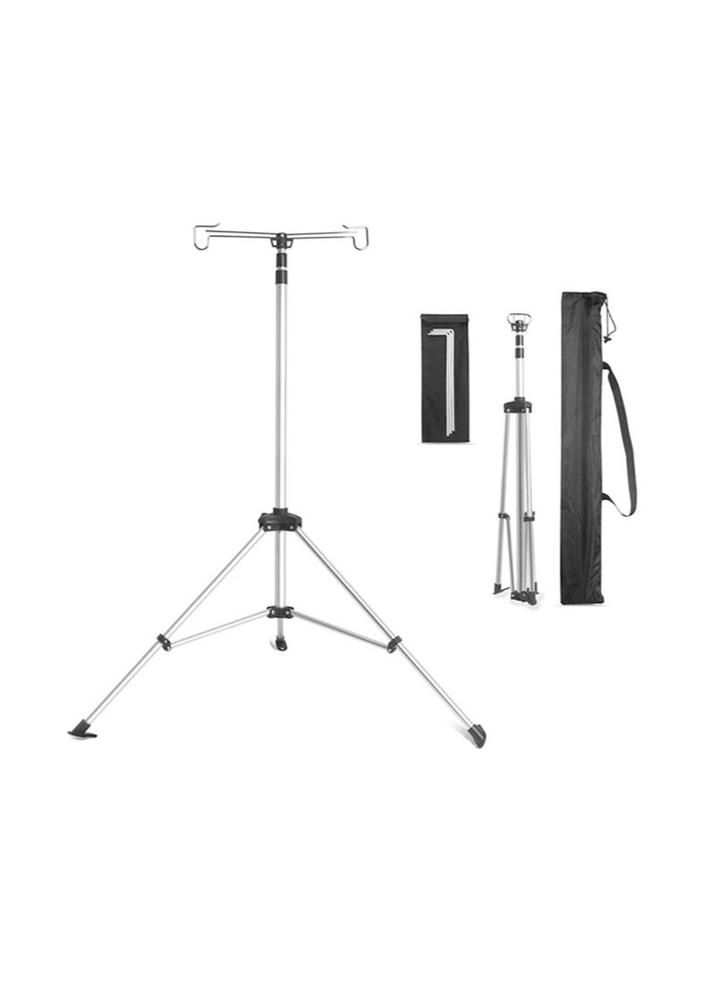 حامل مصباح للتخييم، حامل فانوس قابل للطي، حامل مصباح ثلاثي القوائم قابل للإزالة، تعديل الارتفاع 113-230 سم، يأتي مع 3 مسامير أرضية وحقيبة تخزين من النايلون للتخييم والمشي لمسافات طويلة وصيد الأسماك والشواء - Image 1