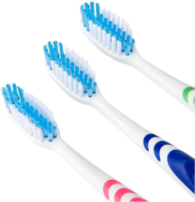 Wisdom Regular Fresh Plus Firm Toothbrushes Triple pack - Image 2
