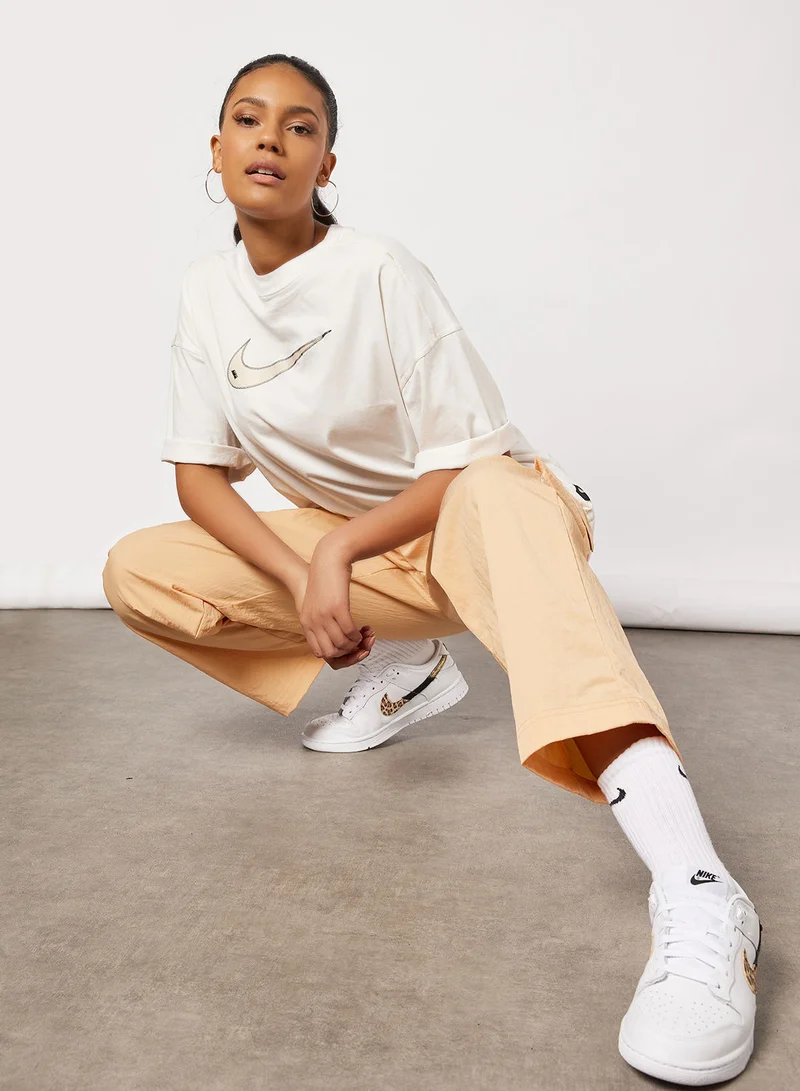 Nike NSW Essential High-Rise Cargo Pants