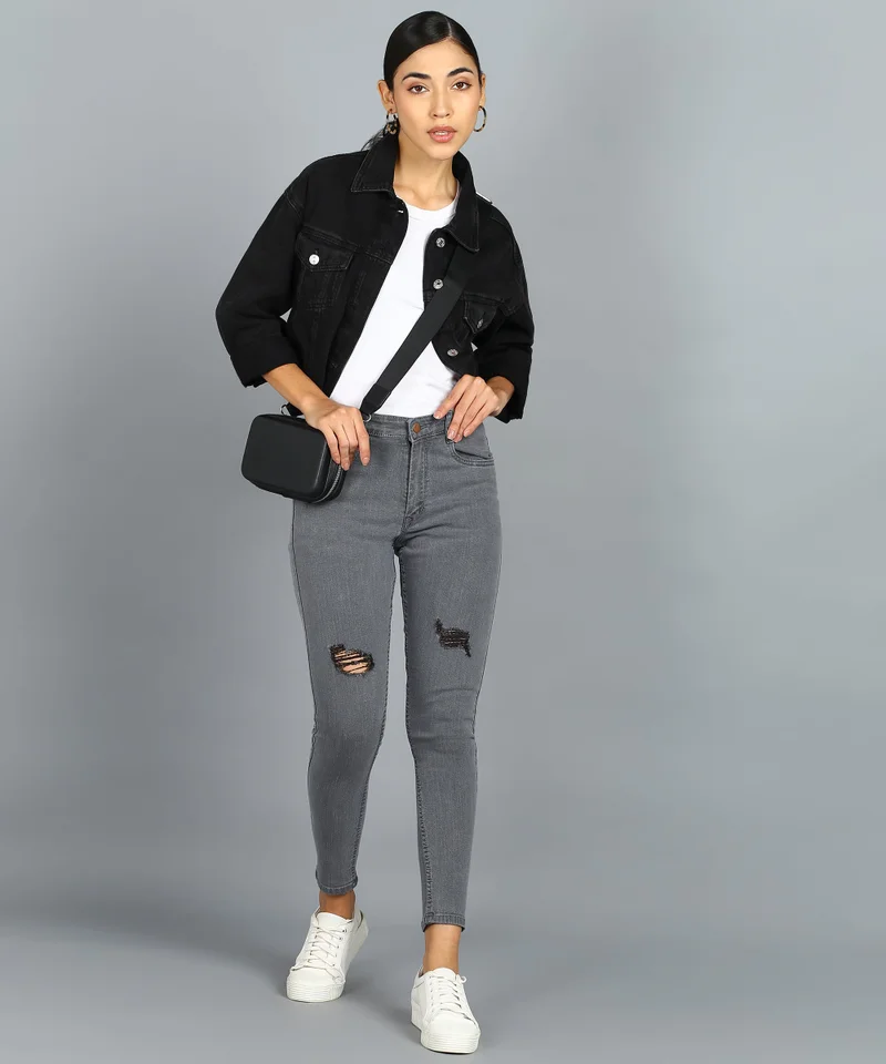 Urbano Fashion  Urbano Fashion Women's Light Grey Skinny Fit Mild Distressed Washed Jeans  | Best Price UAE
