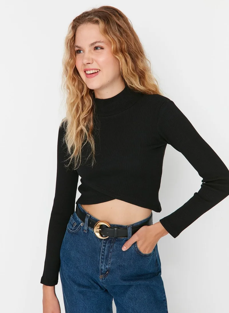 trendyol High Neck Riibbed Crop Top