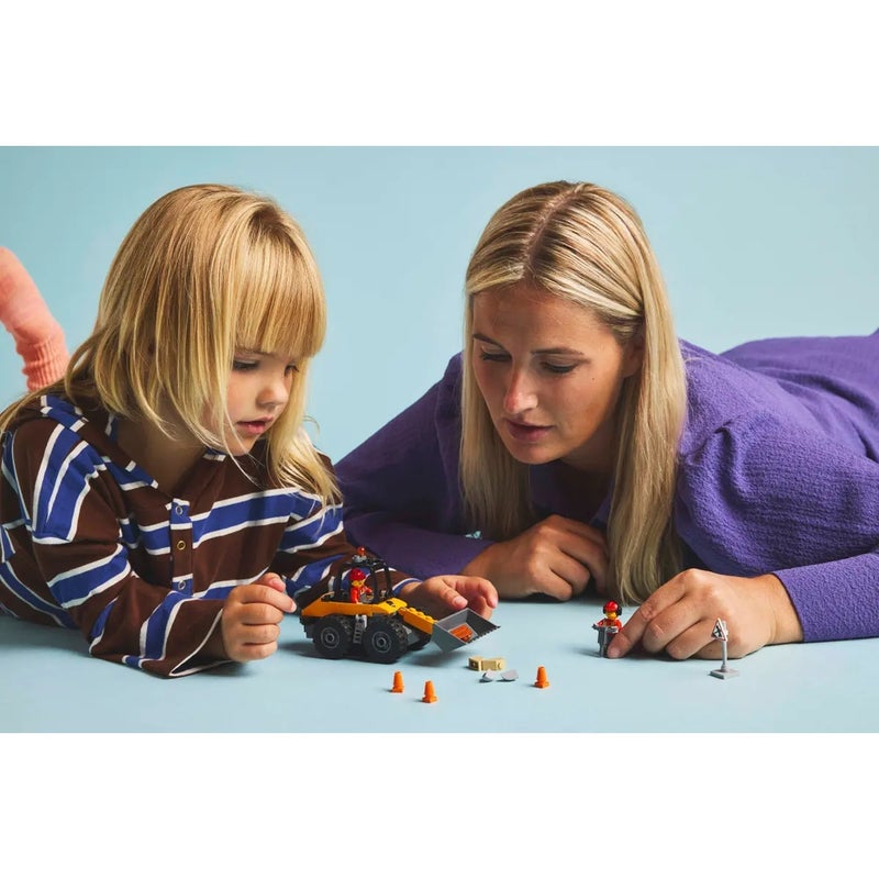 LEGO - City Yellow Construction Wheel Loader 81 Pieces - 60450 - Image 5