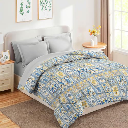 VAS COLLECTIONS Microfiber 220 GSM Glace Cotton AC Comforter Set King Size Double Bed with Flat Bedsheet 90x100 inch and 2 Pillow Covers | 4 Piece Bedding Set - Light Blue & Light Yellow - Image 5