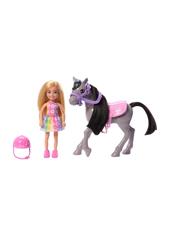 Barbie - Club Chelsea™ & Pony- Blonde - Image 1
