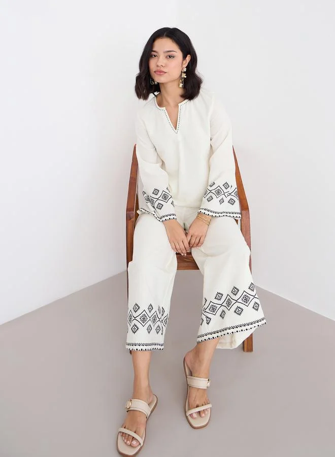 Styli Styli Cream Border Print Notch Neck Top and Pants Co-Ords
