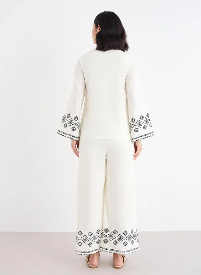 Styli Styli Cream Border Print Notch Neck Top and Pants Co-Ords