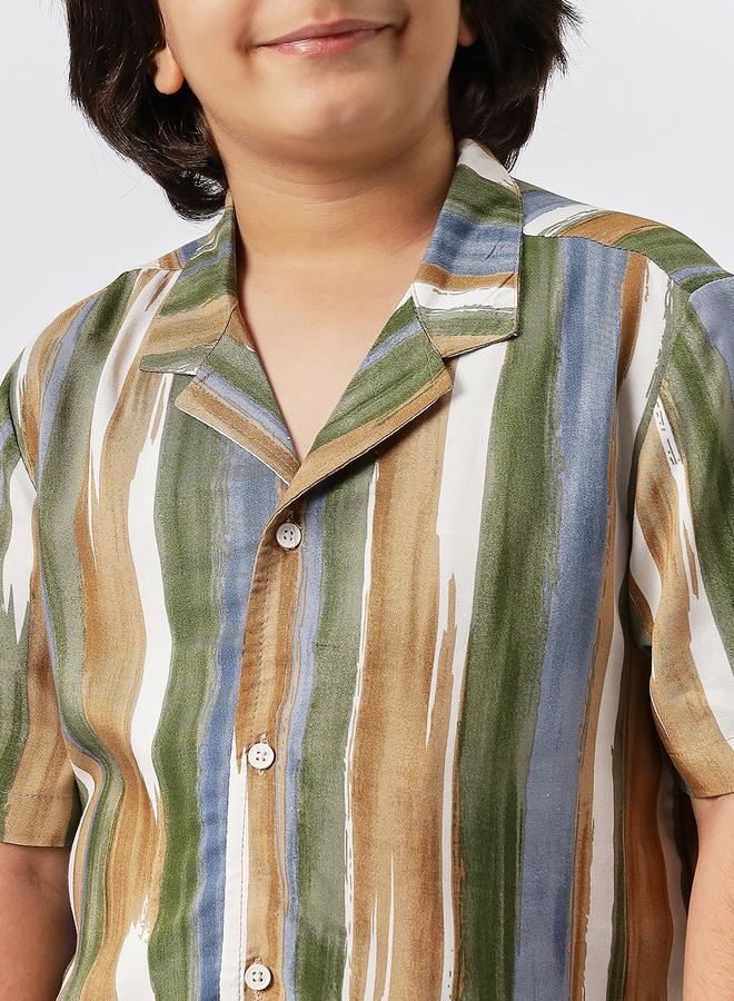 ستايلو بج طقم قميص وشورت بطبعة خطوط وياقة ستايلو باغ - Image 5