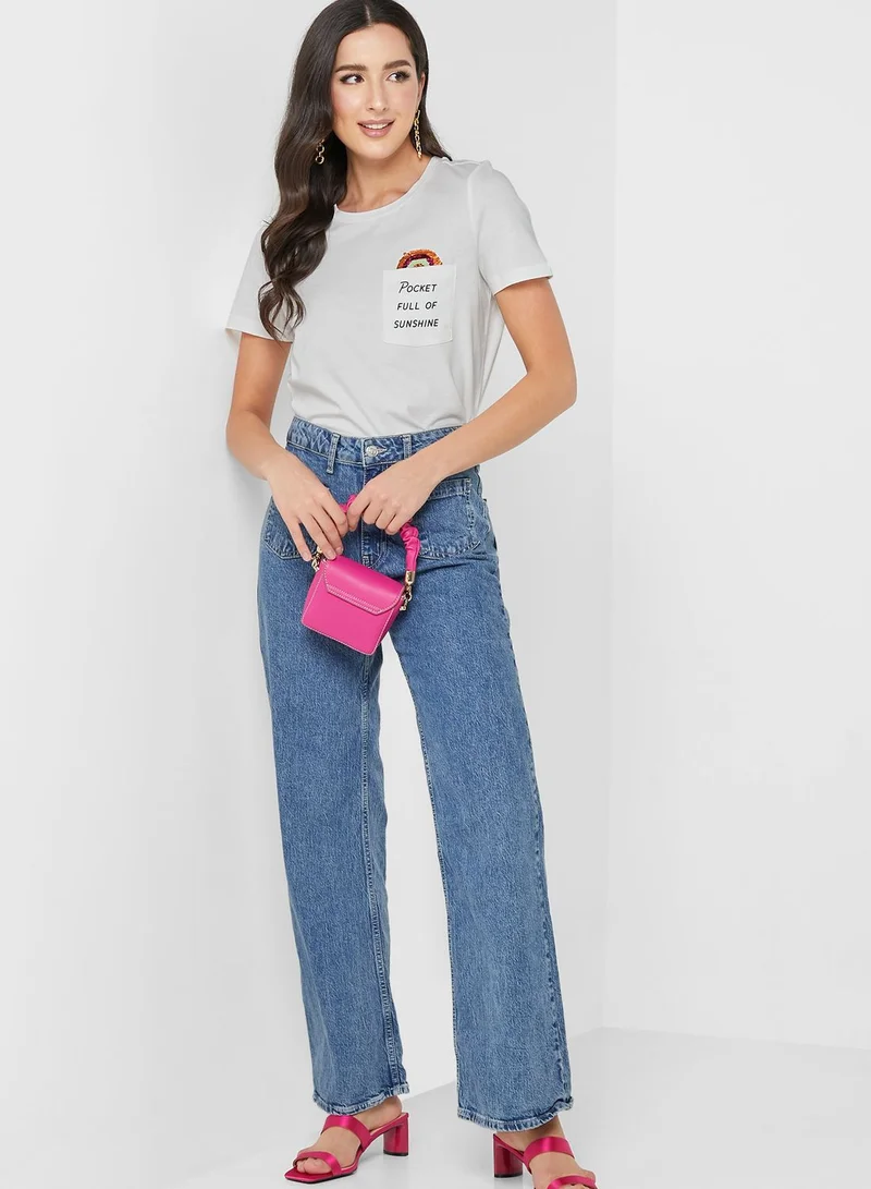 VERO MODA Graphic Round Neck T-Shirt
