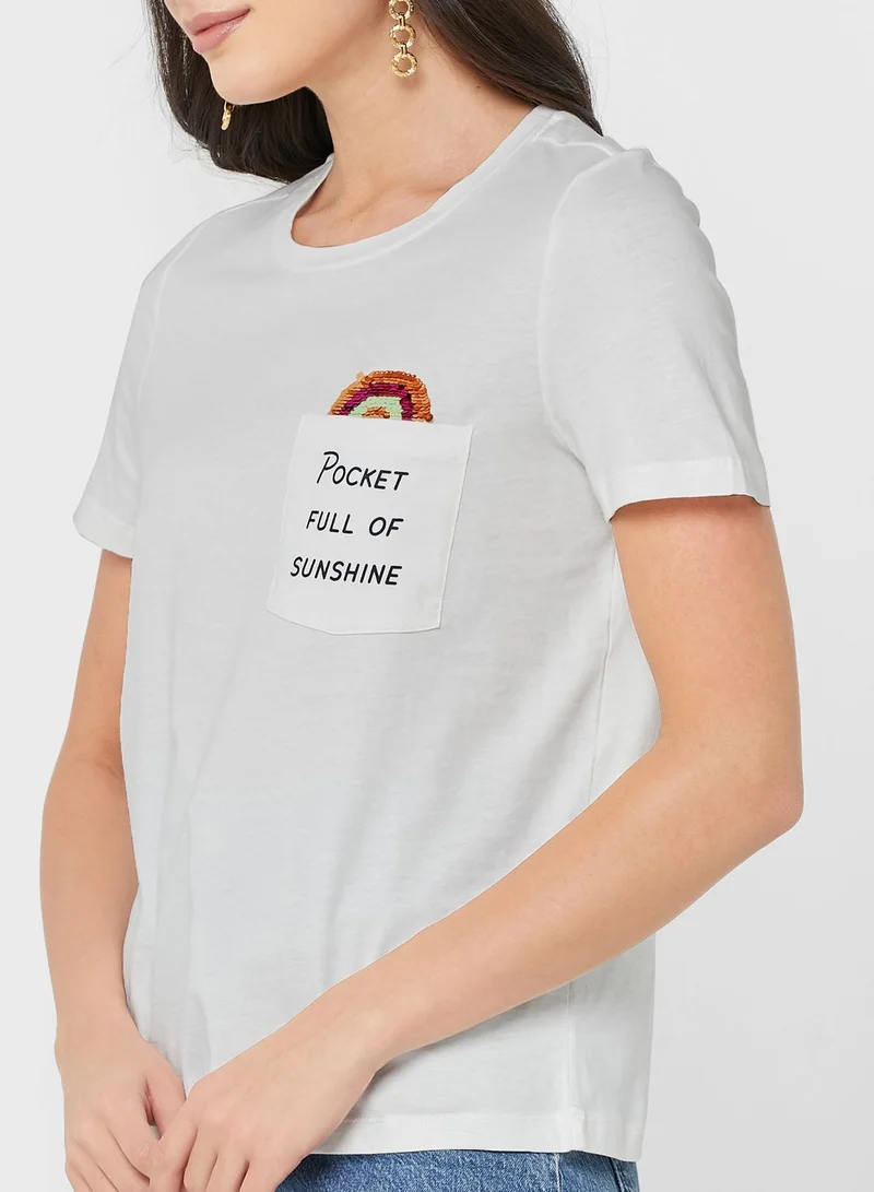 VERO MODA Graphic Round Neck T-Shirt