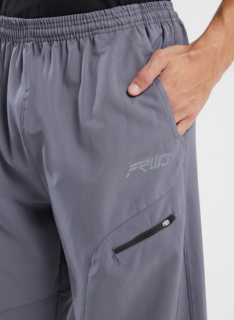 FRWD Relaxed Cargo Pants