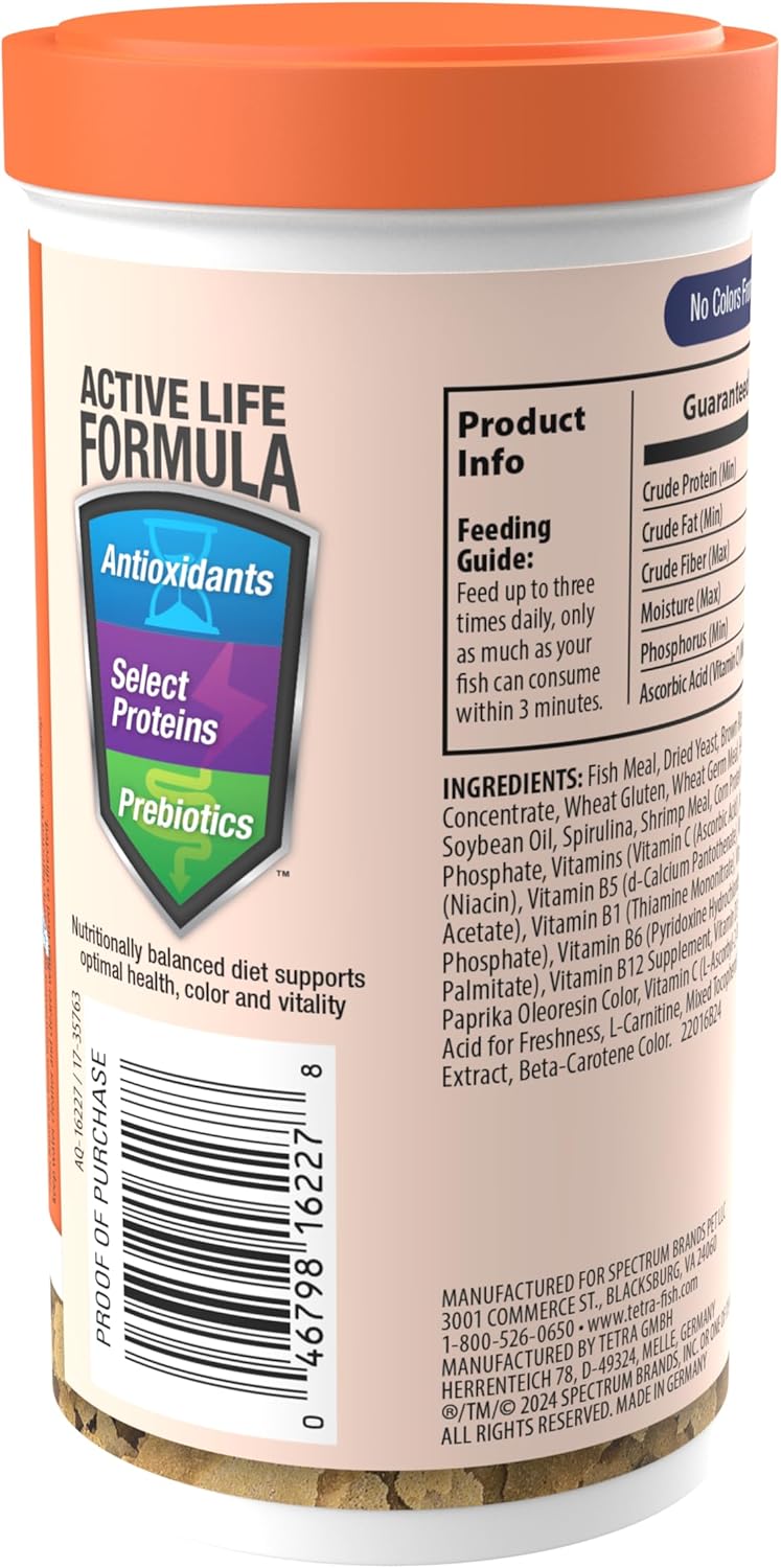 Tetra Goldfish Flakes, Nutritionally Balanced Diet for Aquarium Fish, Vitamin C Enriched Flakes, 3.53 oz - Image 5
