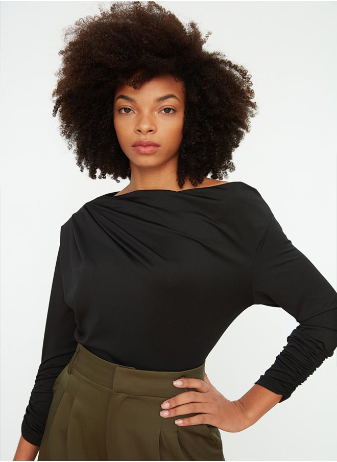 Blouse - Black - Regular fit