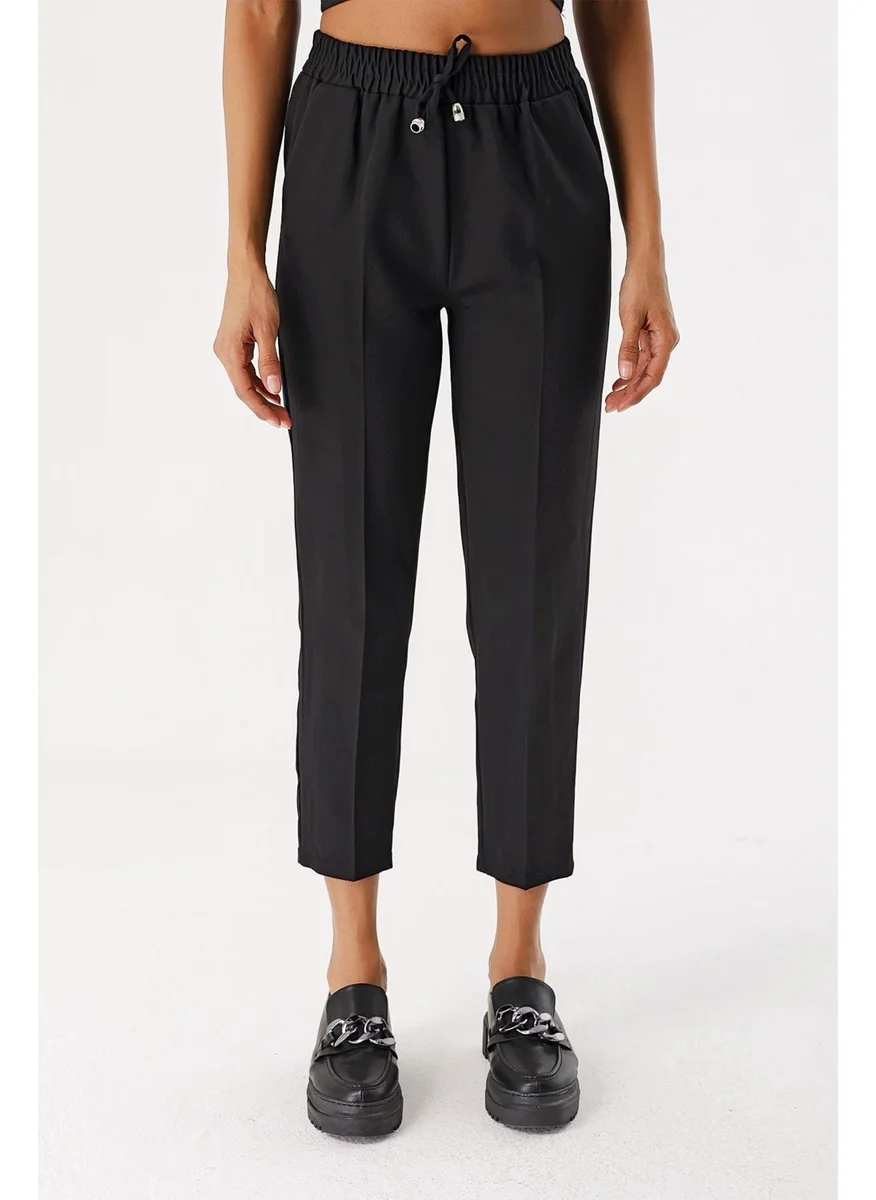 Butikburuc Women's Black Elastic Waist Jogger Pants