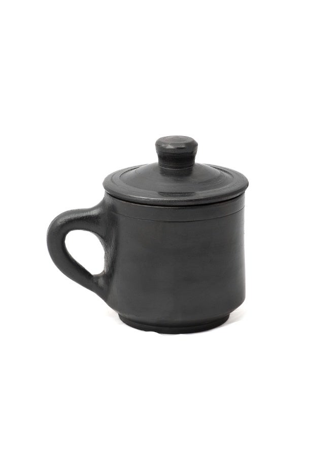 ارك كوب من التيراكوتا الأسود مع غطاء من ARK | كوب قهوة وشاي طيني مصنوع يدويًا | كوب فخاري أسود غير لامع للمشروبات الساخنة والباردة | أدوات شرب ريفية قابلة لإعادة الاستخدام | 8 × 8 سم | 300 مل - Image 4