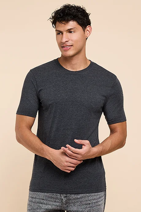 أر أند بي Solid T-Shirt with Crew Neck and Short Sleeves