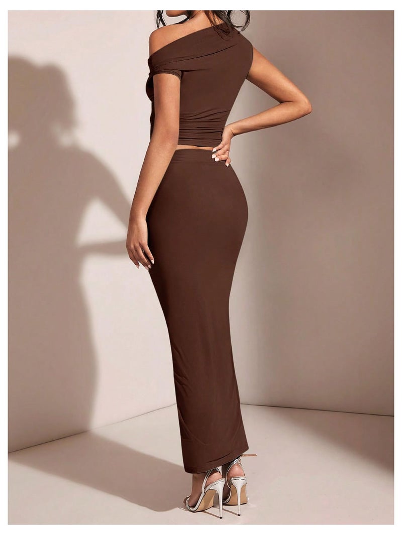 WDIRARA Women's Solid Asymmetrical Neck Two Piece Set One Shoulder Bodycon Maxi Skirt Set Coffee Brown Large - Image 2