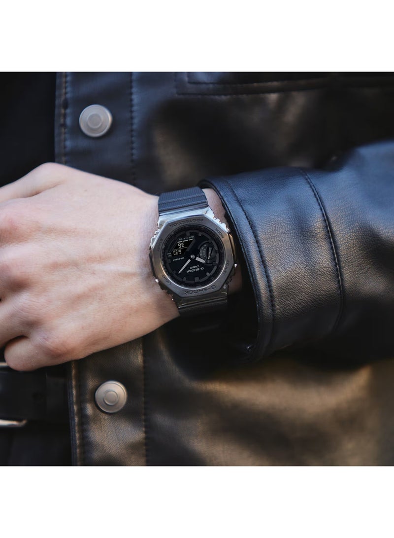G-SHOCK ساعة يد تناظرية-رقمية GM-2100BB-1A من سلسلة 2100 - Image 2