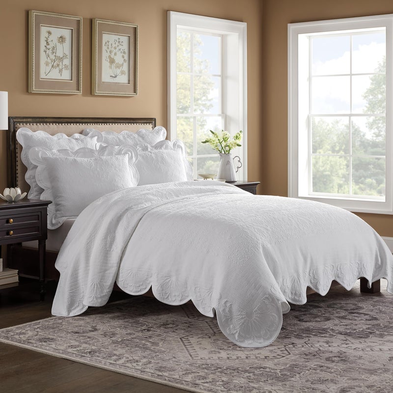 Historic Charleston Charleston Estate Modern Farmhouse Floral Matelasse Bedspread with Scalloped Edges 100 Cotton Breathable Bedding KingCal King White Floral - Image 2