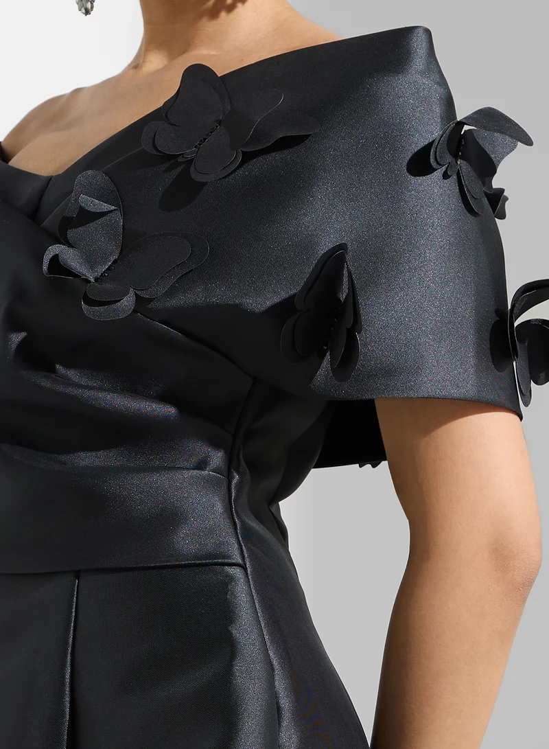 Namshi x Off-Shoulder Satin Dress