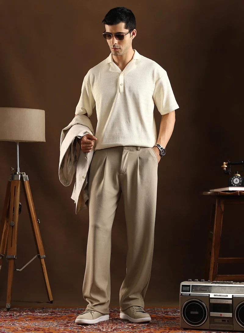 كامبوس سوترا Campus Sutra Men's Peanut Beige Micro-Waffle Cuffed Trousers For Casual Wear | Mid-Rise | Straight Fit | Button Closure | Trousers Crafted With Comfort Fit For Everyday Wear